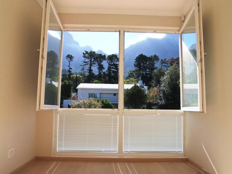 To Let 3 Bedroom Property for Rent in Newlands Western Cape